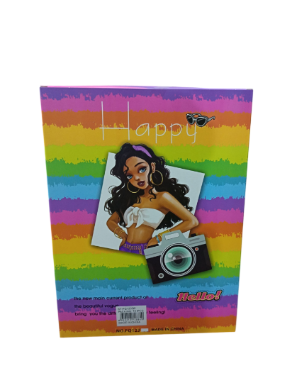 صورة دمية أزياء مع إكسسوارات ومستلزمات حيوان أليف